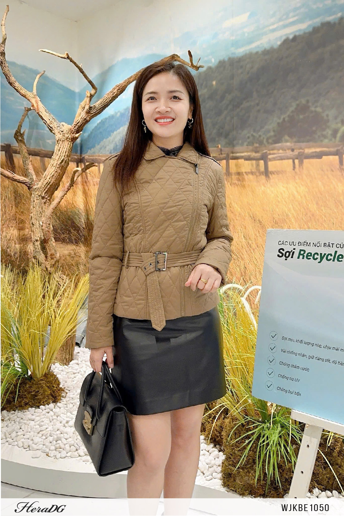 Ảnh của Áo phao 3 lớp dáng ngắn cổ 2 ve