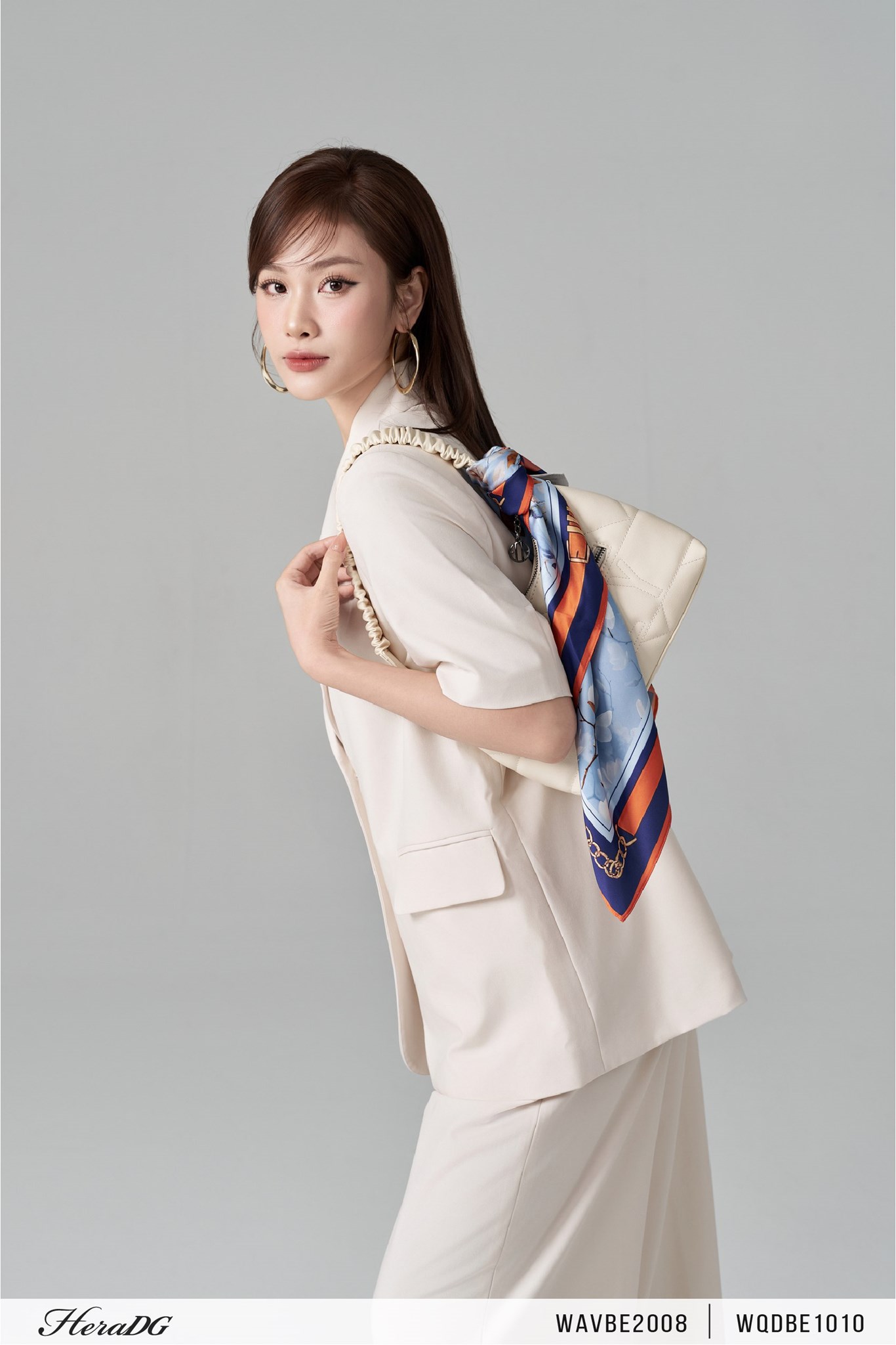 Ảnh của Áo blazer tay cộc