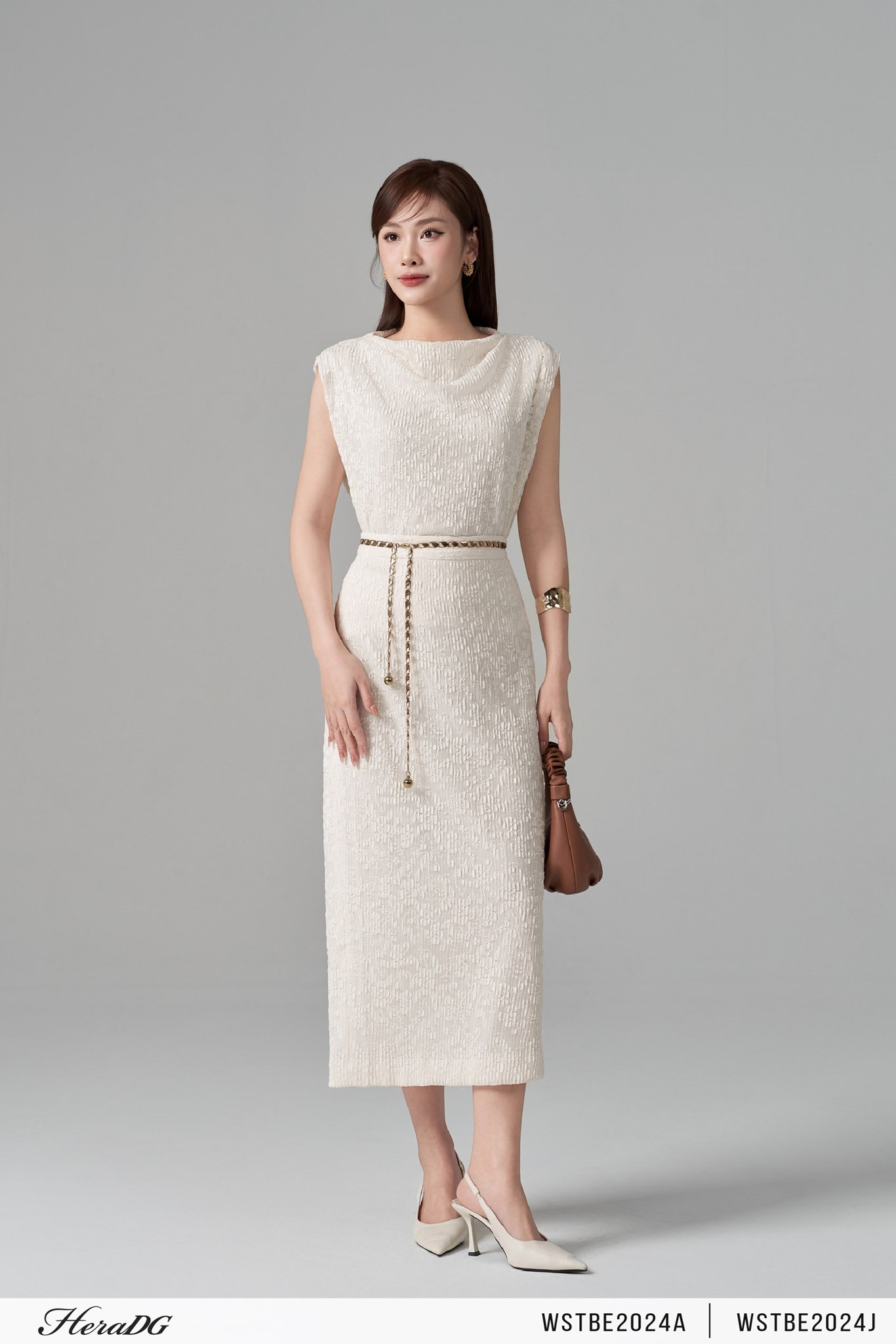 Ảnh của Chân váy dáng suông xẻ sau