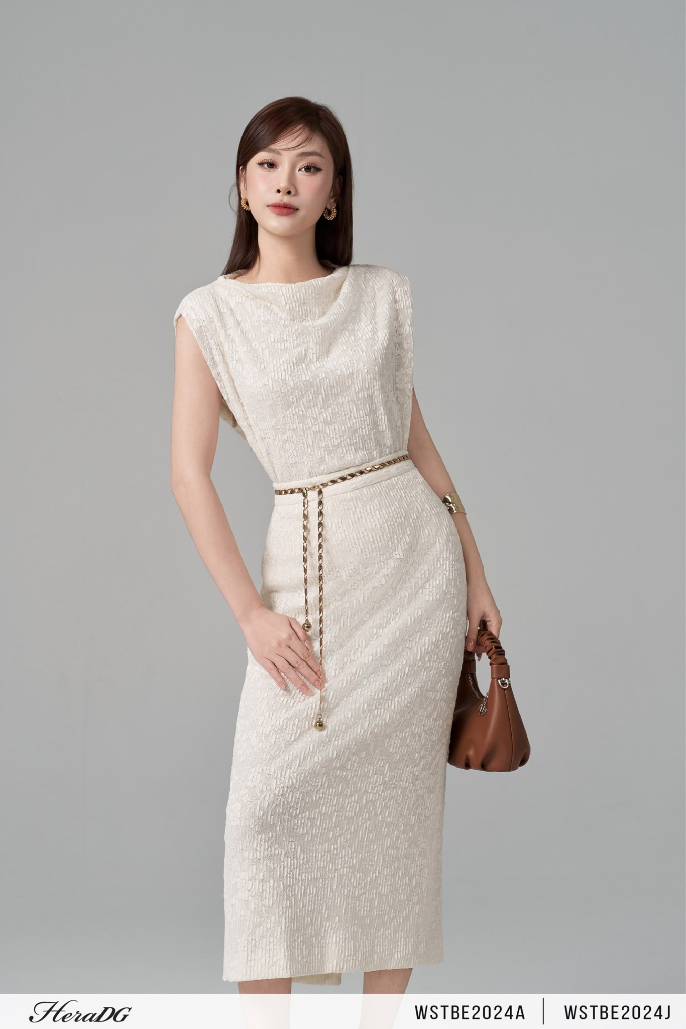 Ảnh của Chân váy dáng suông xẻ sau