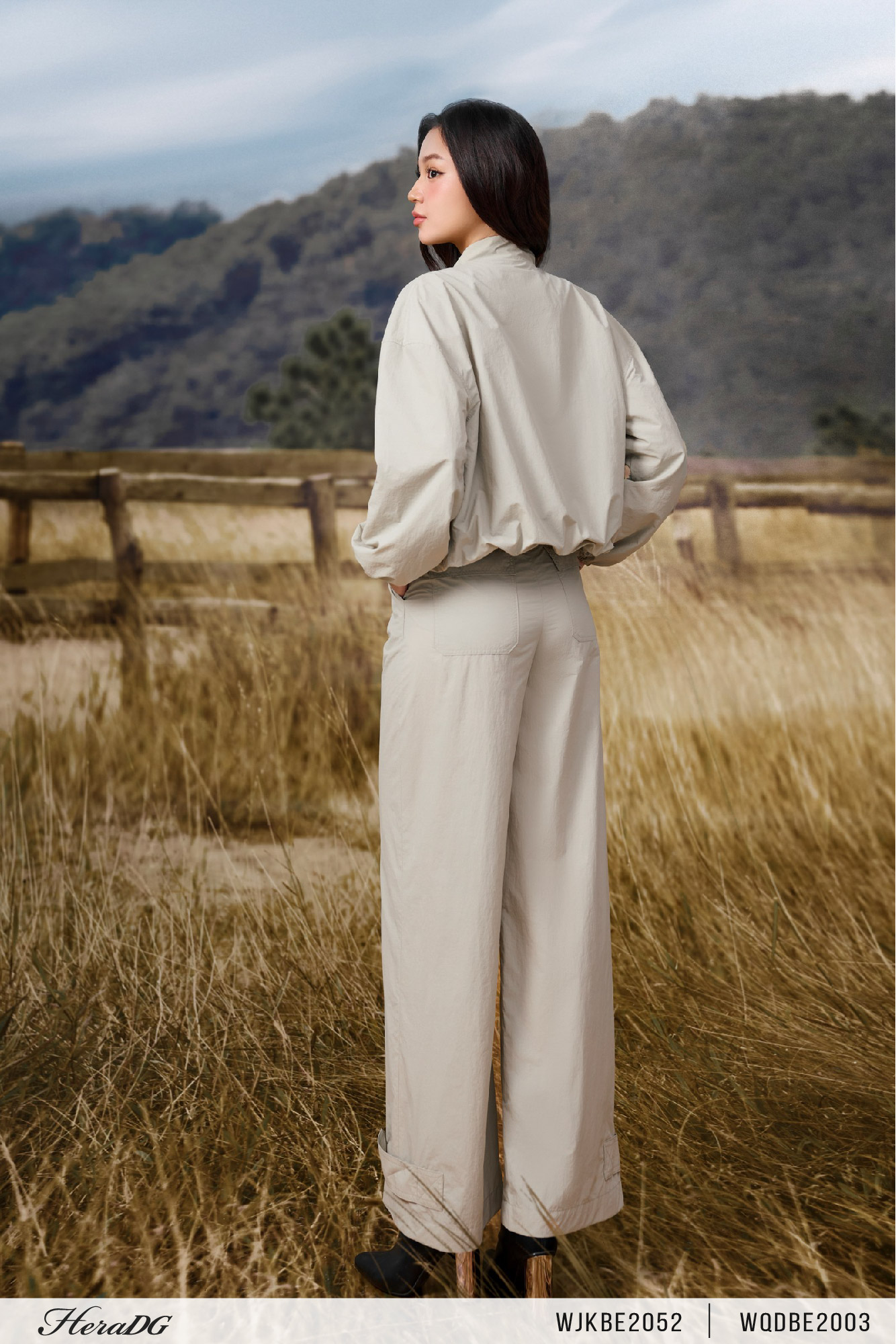 Ảnh của Quần gió suông có đai gấu