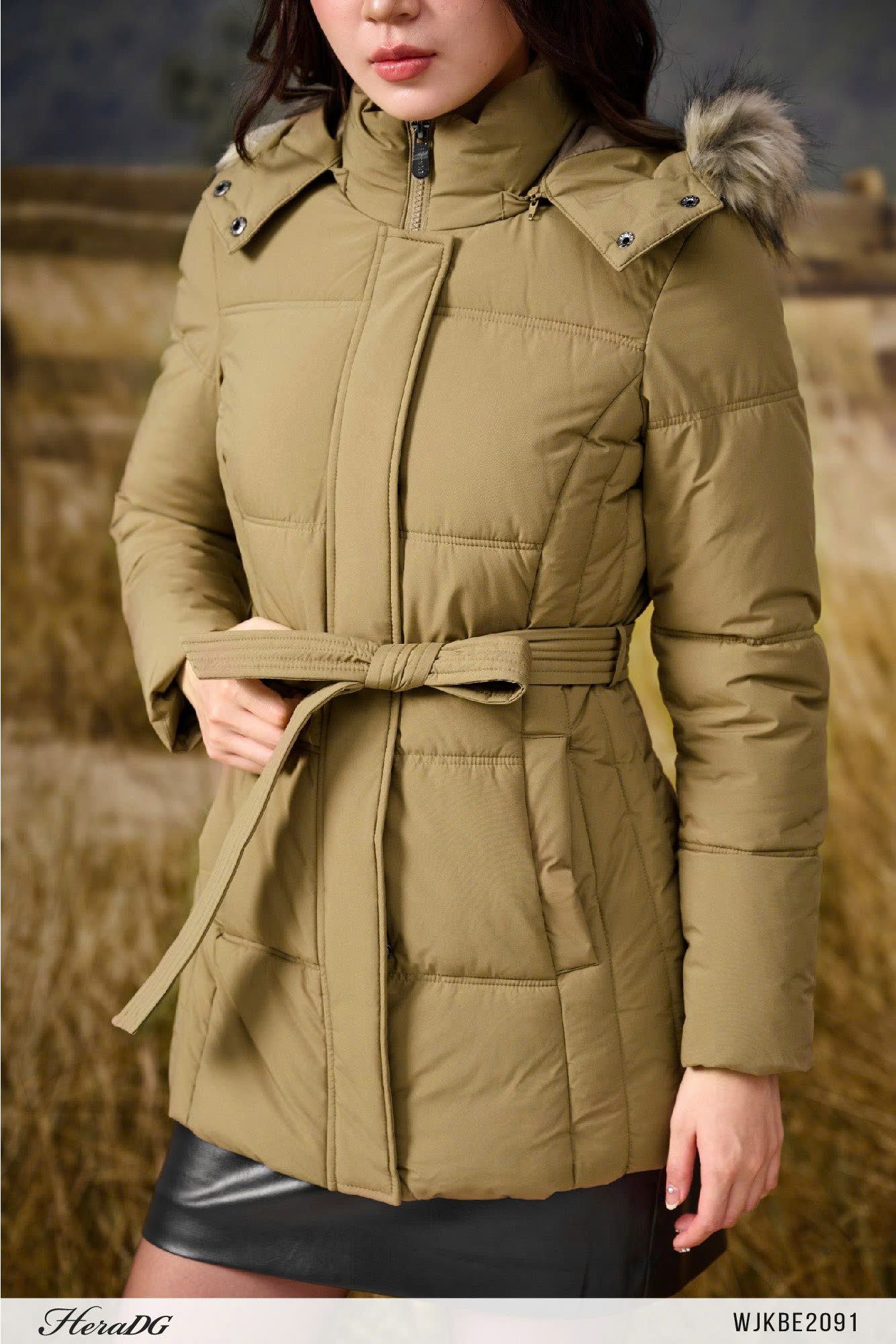 Ảnh của Áo phao 3 lớp dáng lỡ dây buộc eo