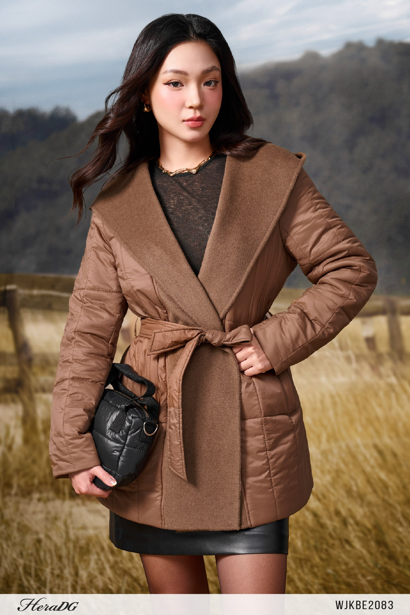 Ảnh của Áo phao 3 lớp dáng lỡ phối dạ khâu tay