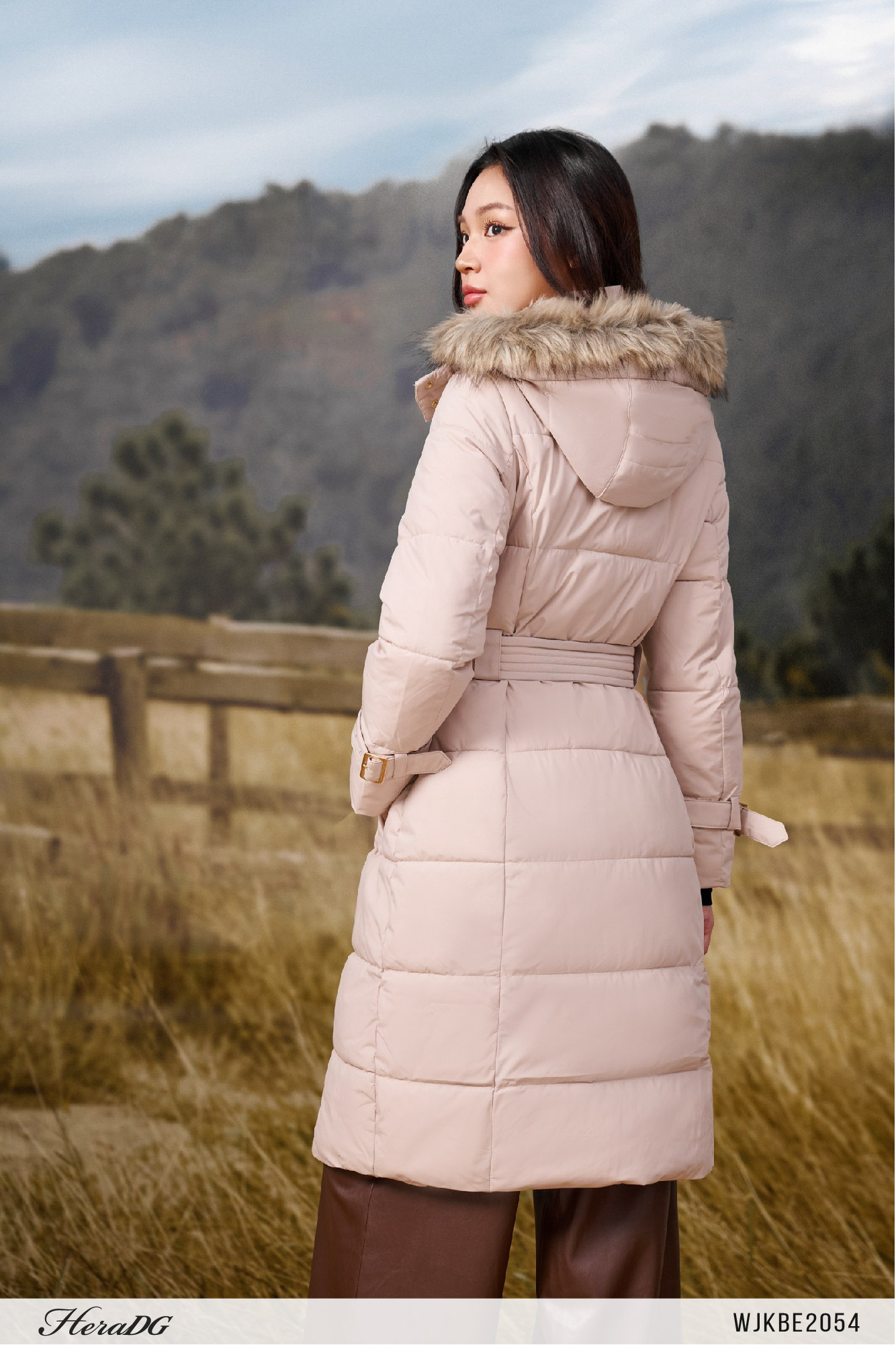 Ảnh của Áo phao 3 lớp dáng dài thắt dây đai