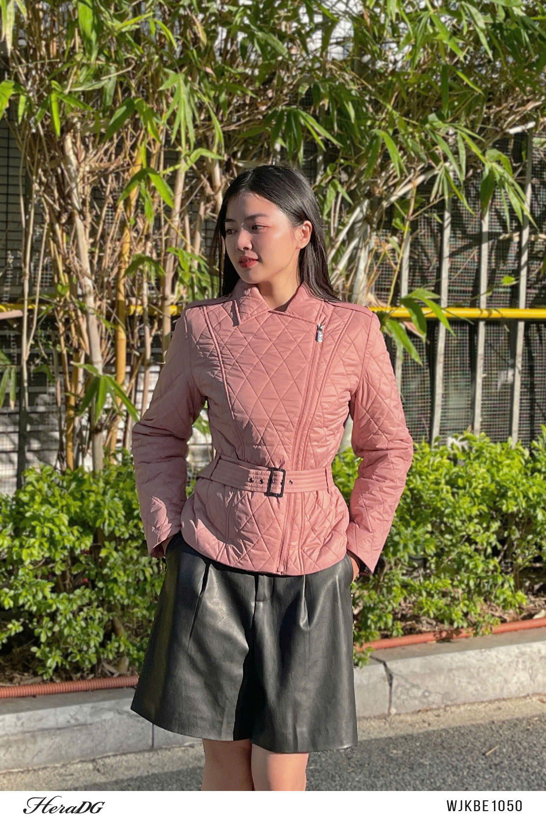 Ảnh của Áo phao 3 lớp dáng ngắn cổ 2 ve