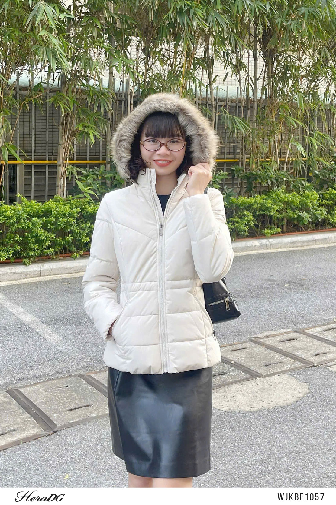 Ảnh của Áo phao 3 lớp dáng ngắn rút eo