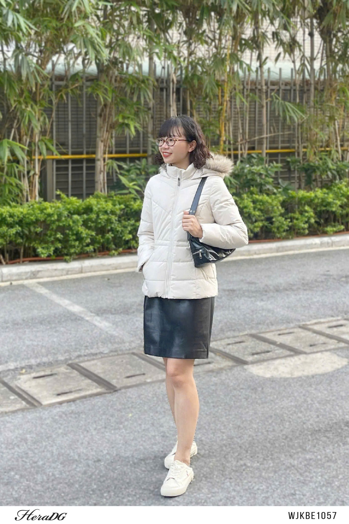 Ảnh của Áo phao 3 lớp dáng ngắn rút eo