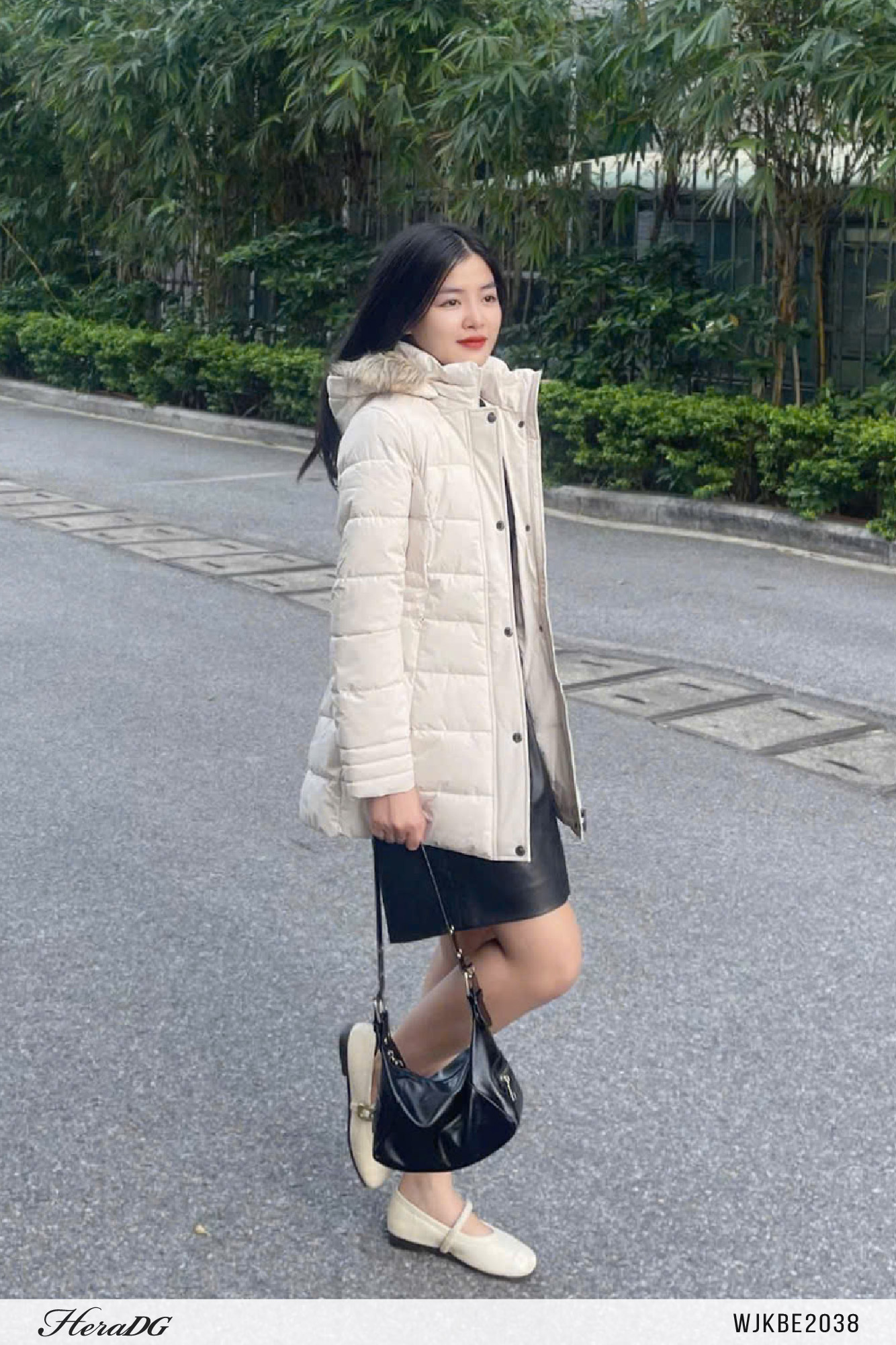 Ảnh của Áo phao 3 lớp dáng lỡ mũ lông tháo rời