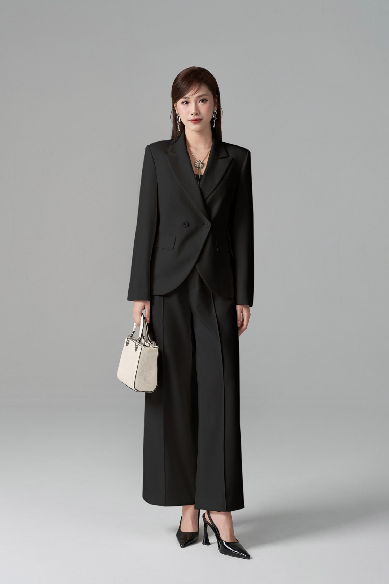 Ảnh của Áo vest vạt cong