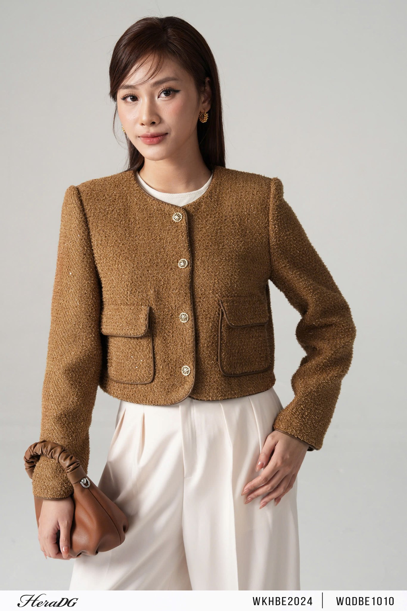 Ảnh của Áo khoác dạ tweed viền da