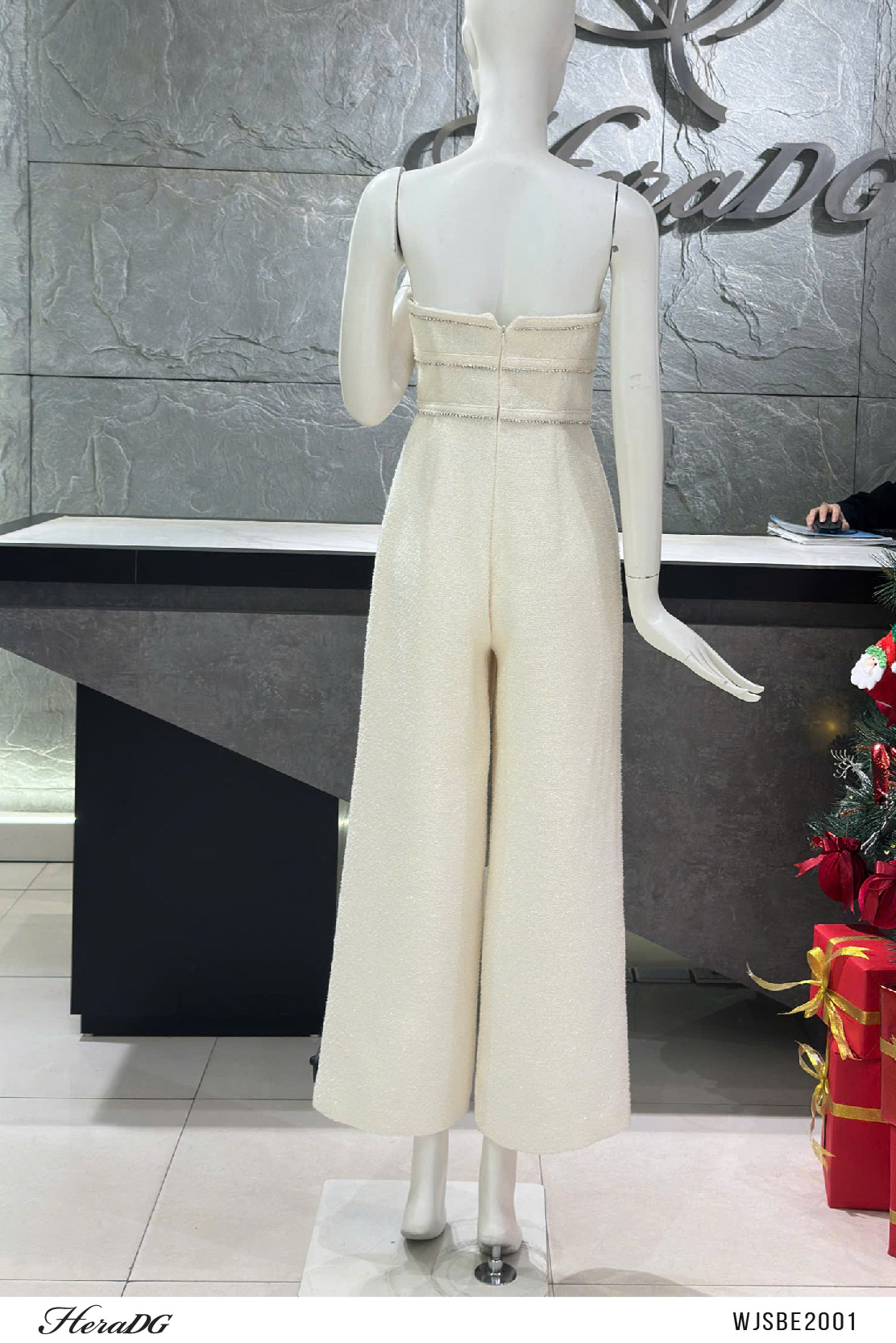 Ảnh của Jumsuit tweed cúp ngực