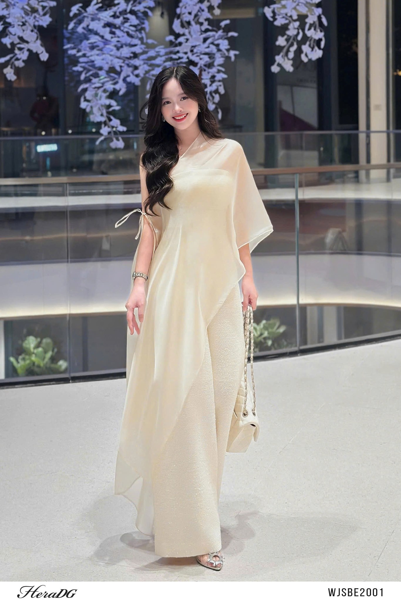 Ảnh của Jumsuit tweed cúp ngực