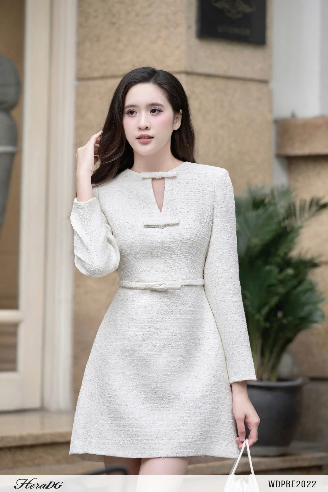 Ảnh của Đầm tweed dáng A có đai nơ