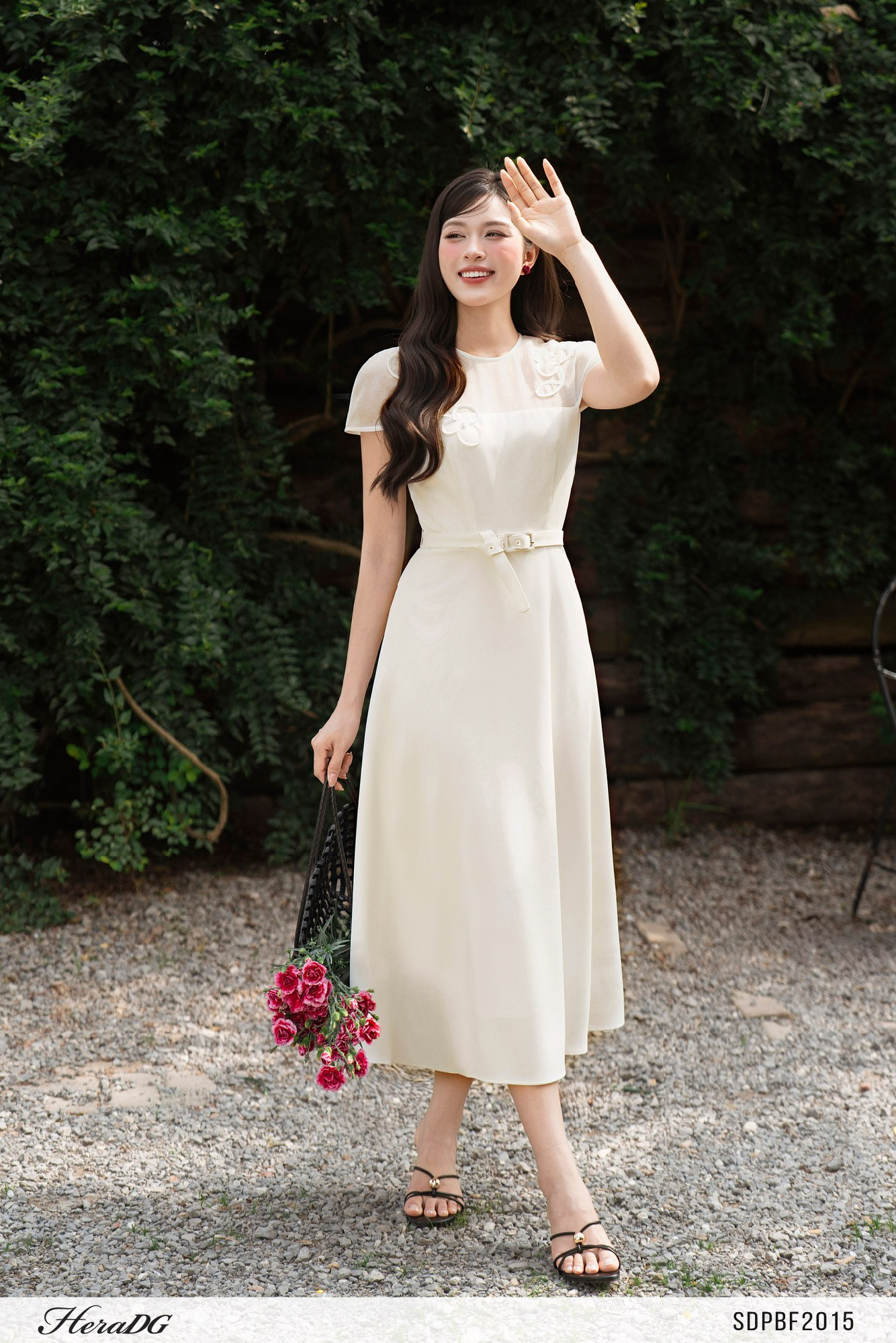 Ảnh của Đầm xòe phối tơ đính hoa nổi