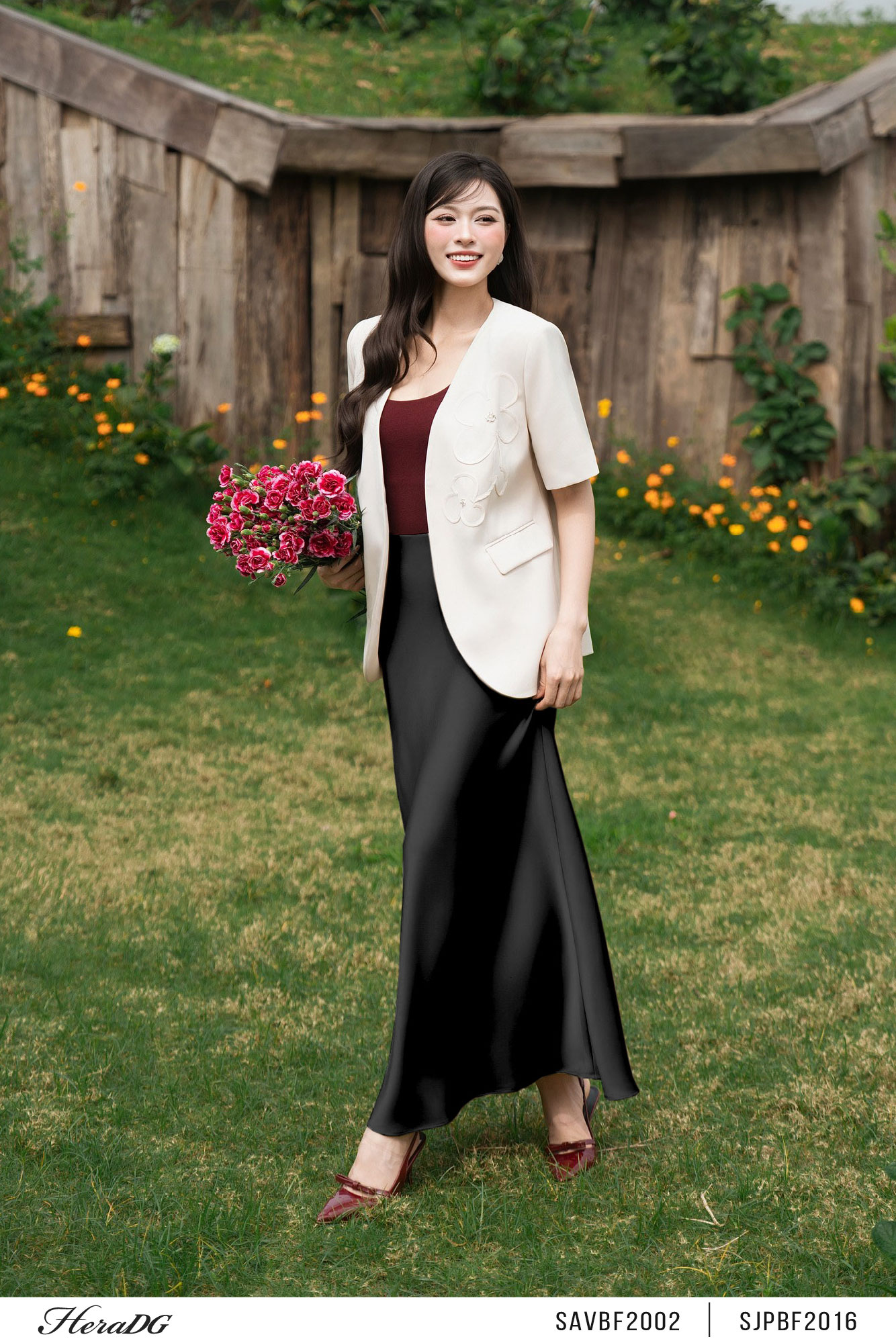 Ảnh của Chân váy lụa đuôi cá