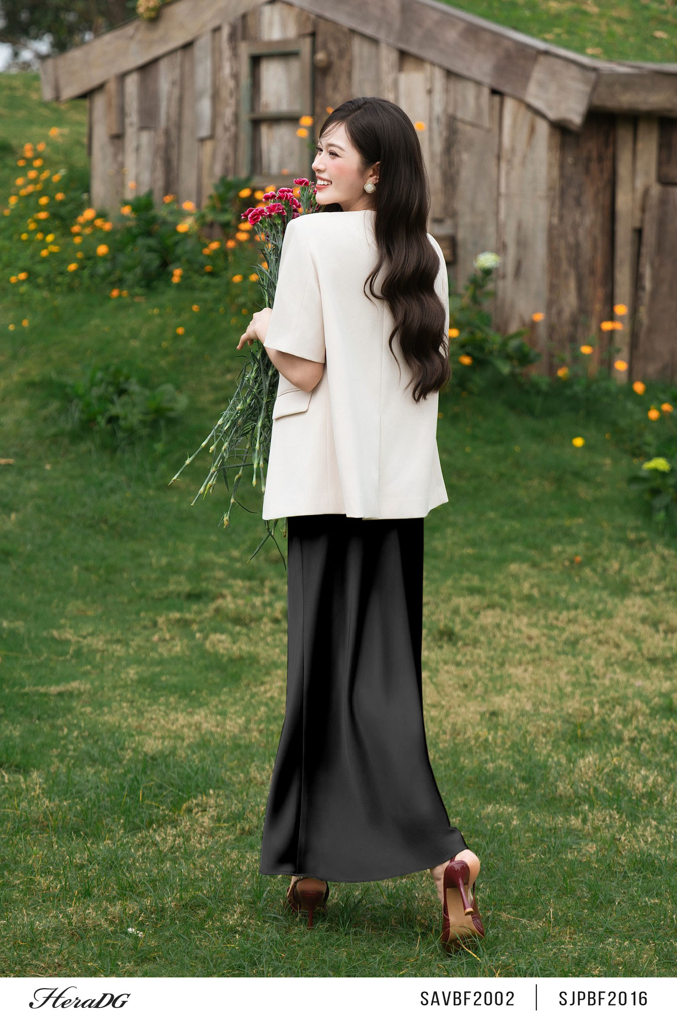 Ảnh của Chân váy lụa đuôi cá