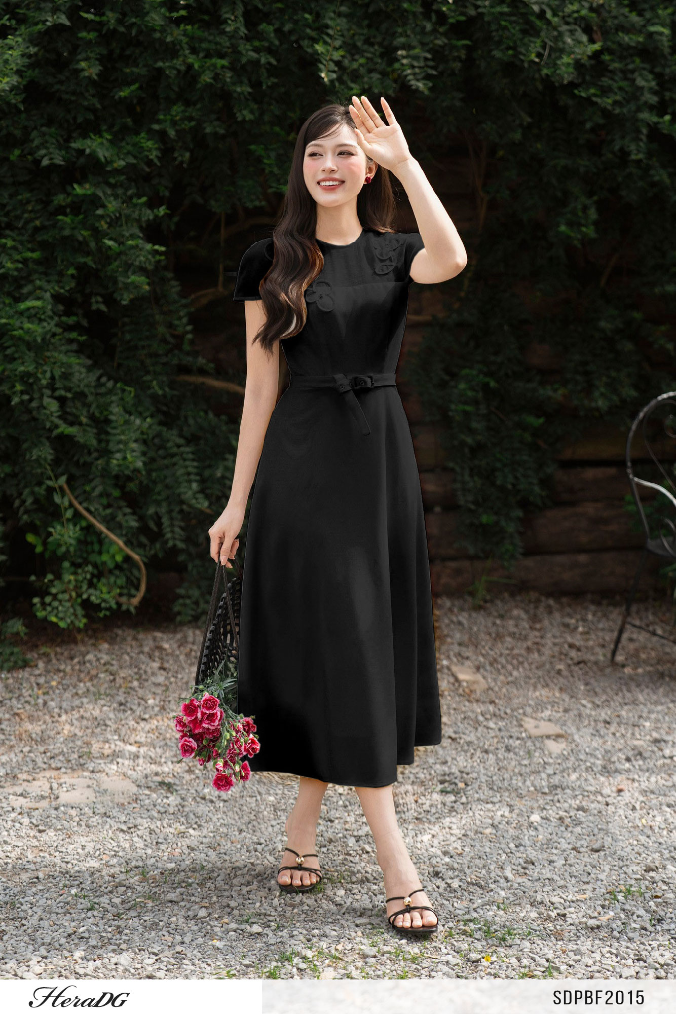 Ảnh của Đầm xòe phối tơ đính hoa nổi