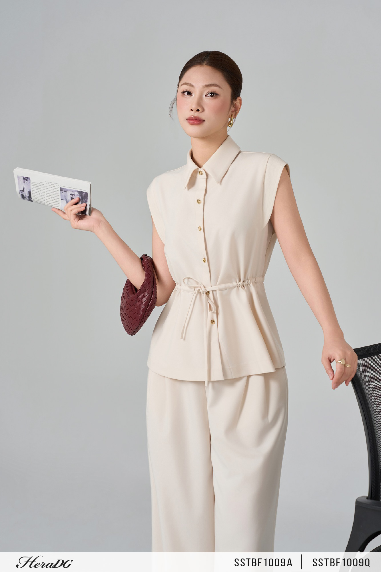 Ảnh của Áo kiểu vai chờm, rút eo