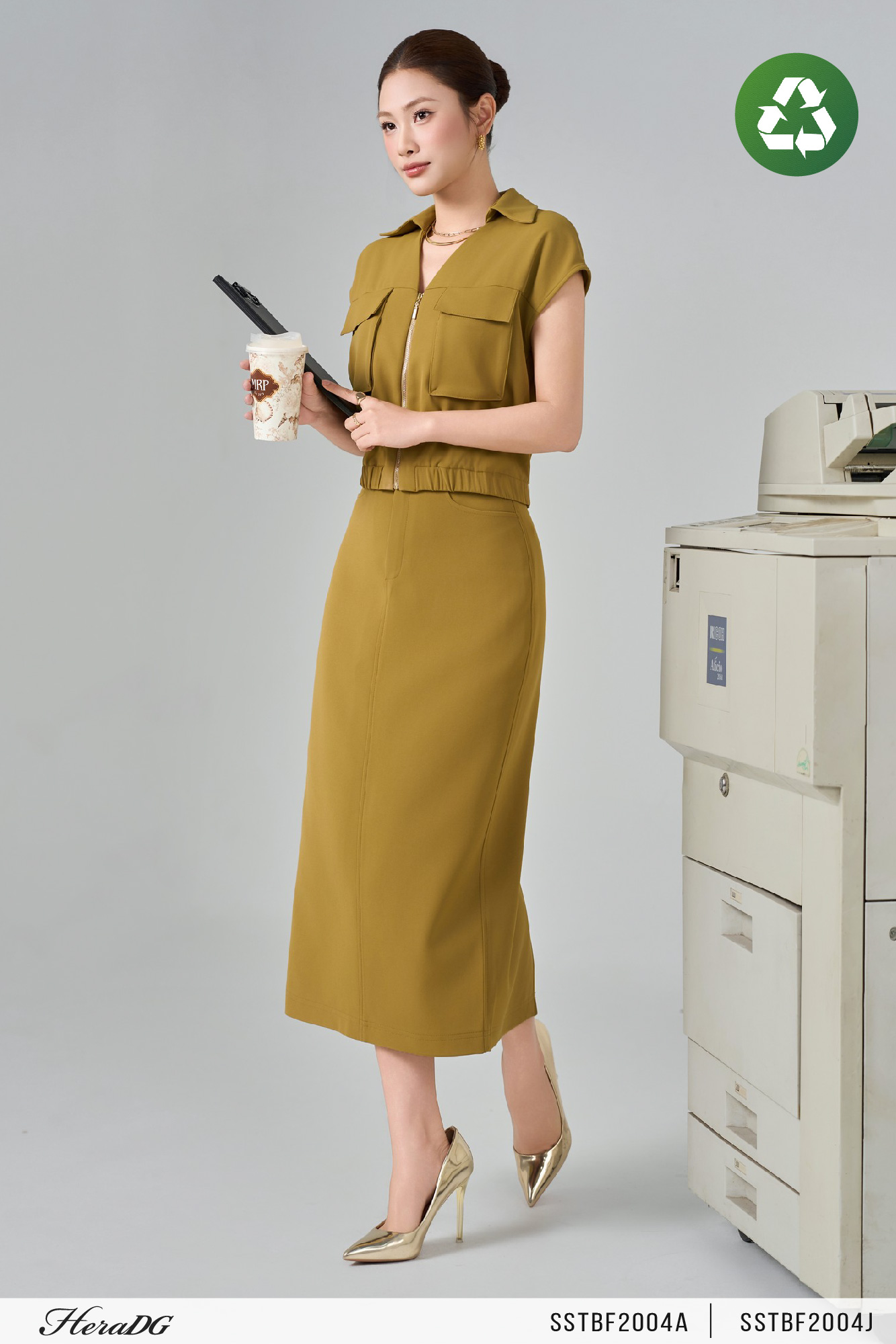 Ảnh của Áo kiểu mở khoá đồng