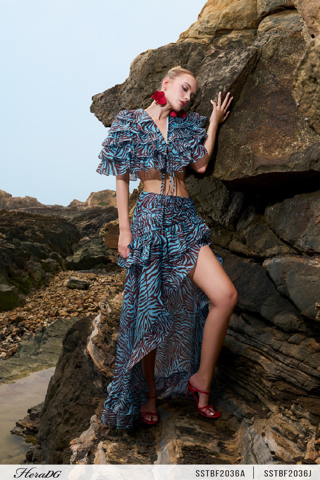 Ảnh của Áo bèo xếp tầng buộc nơ