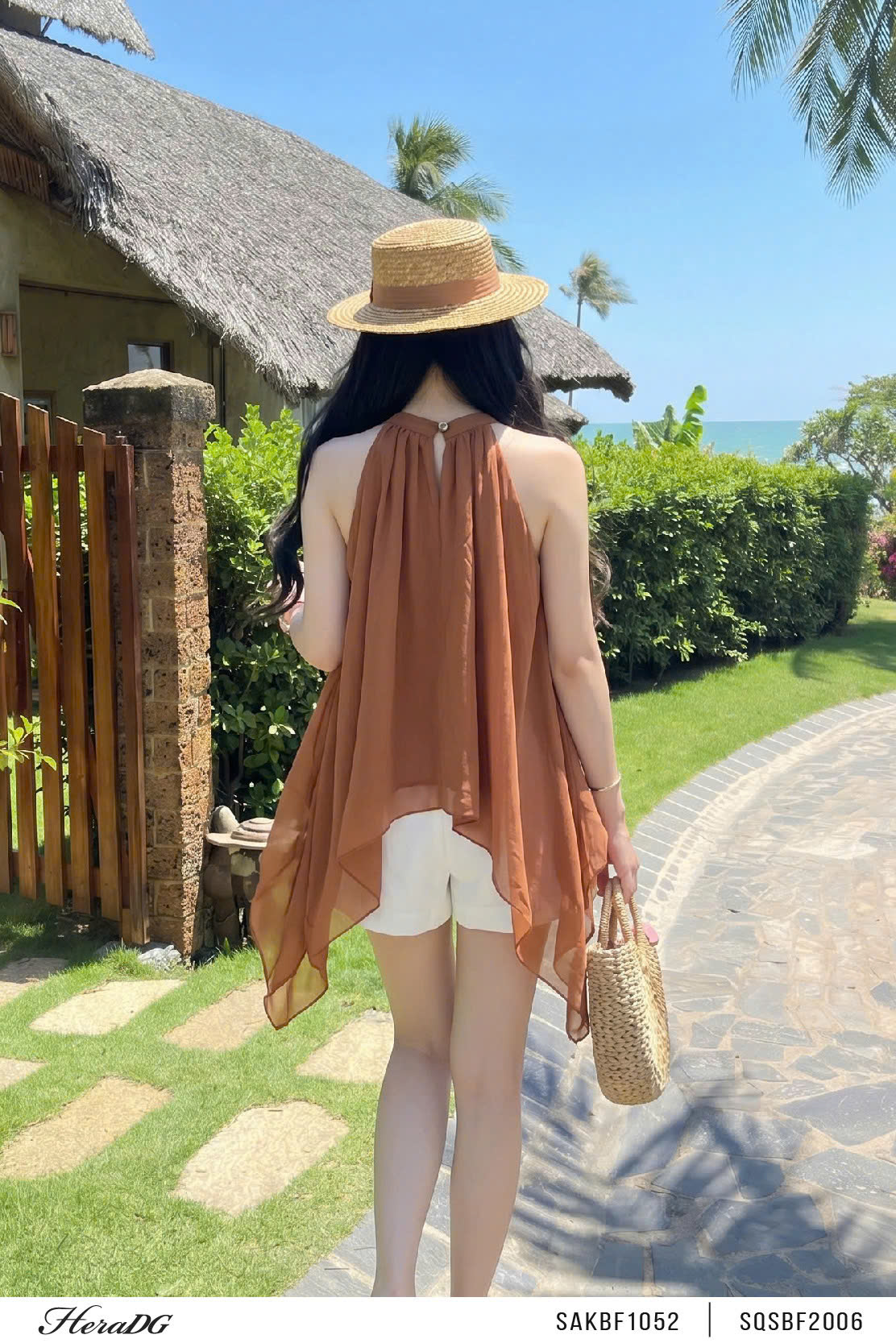 Ảnh của Áo tơ cổ yếm