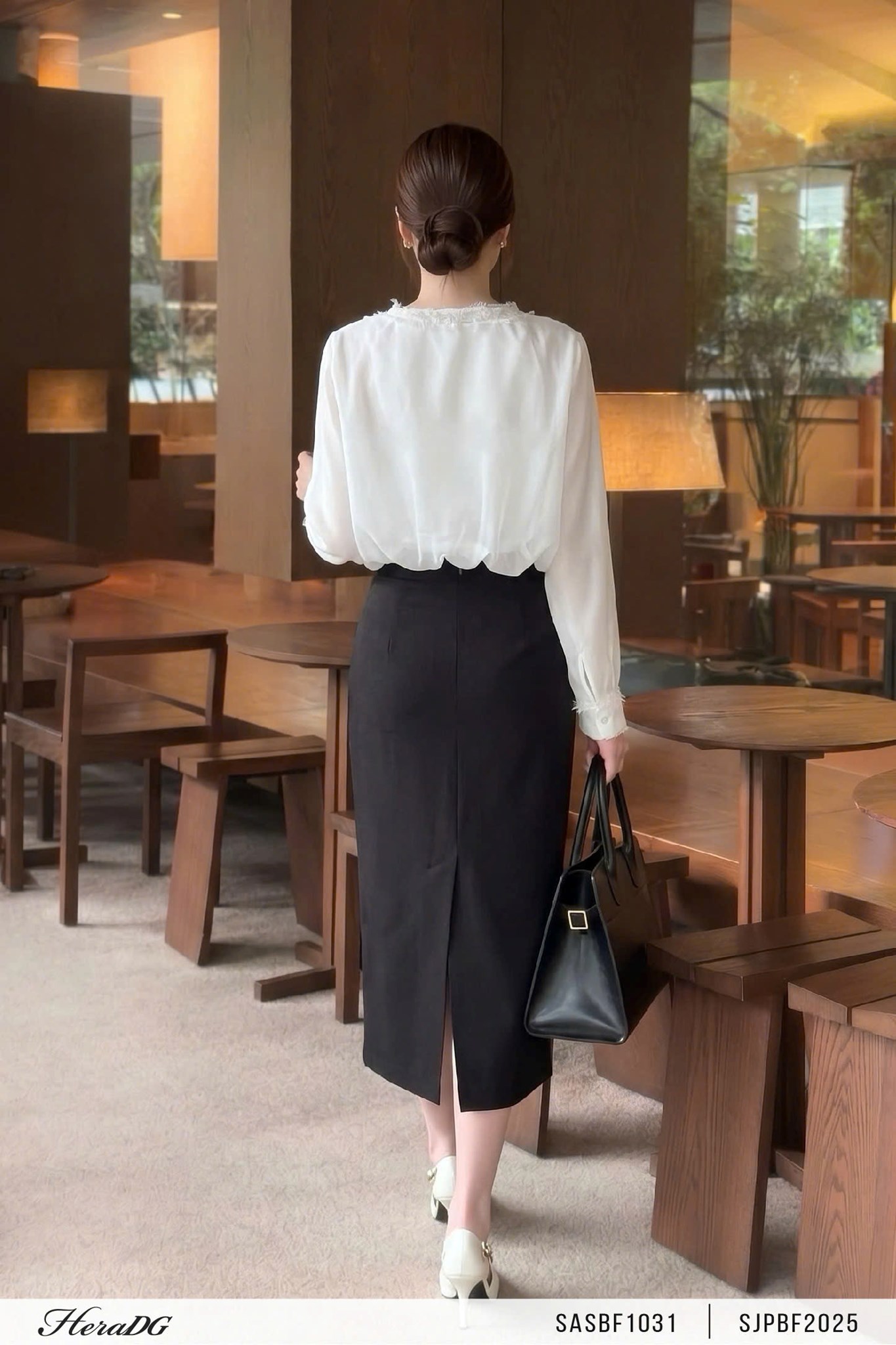 Ảnh của Áo tơ giật lót phối ren