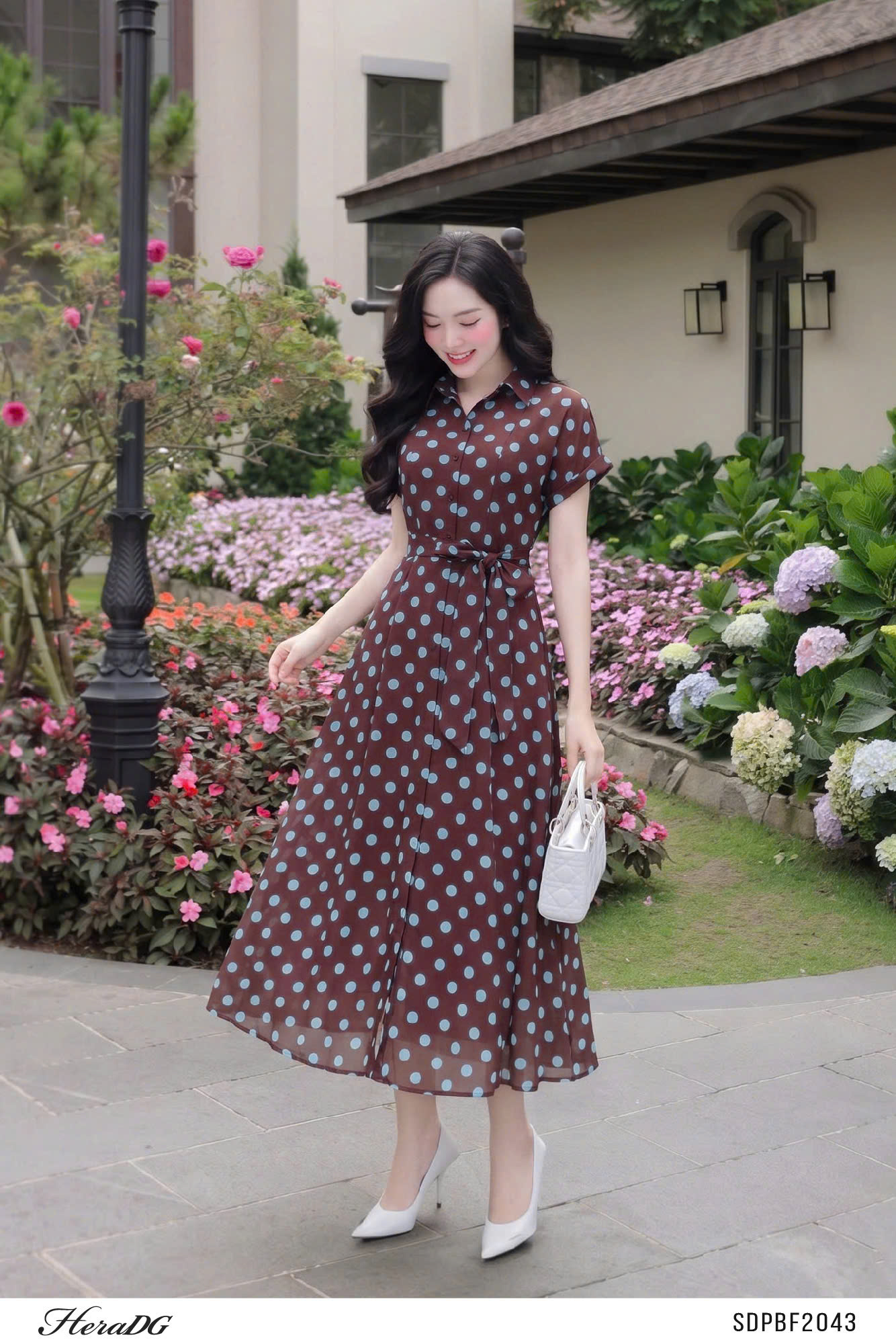 Ảnh của Đầm xòe tay lơ vê họa tiết chấm bi