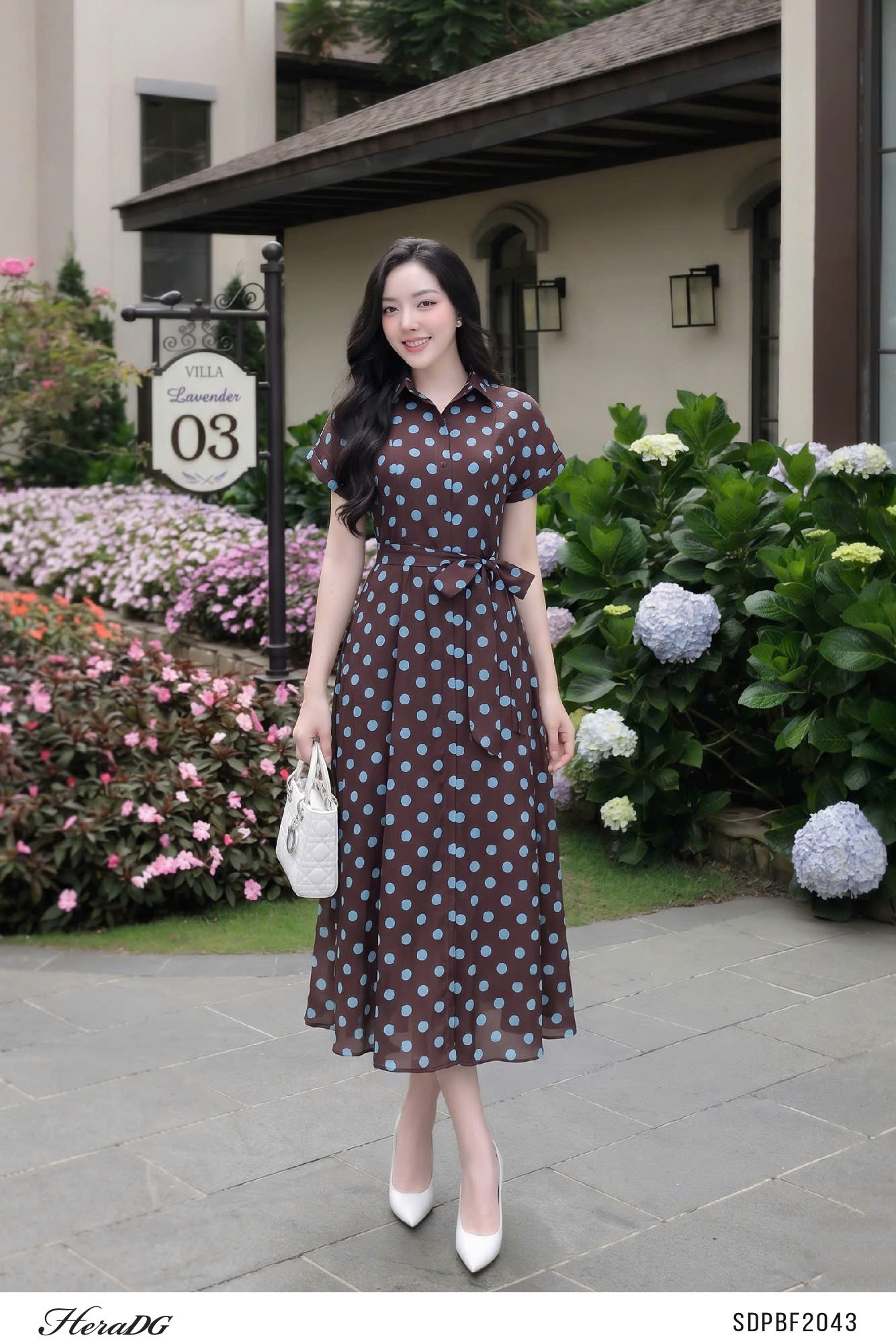 Ảnh của Đầm xòe tay lơ vê họa tiết chấm bi