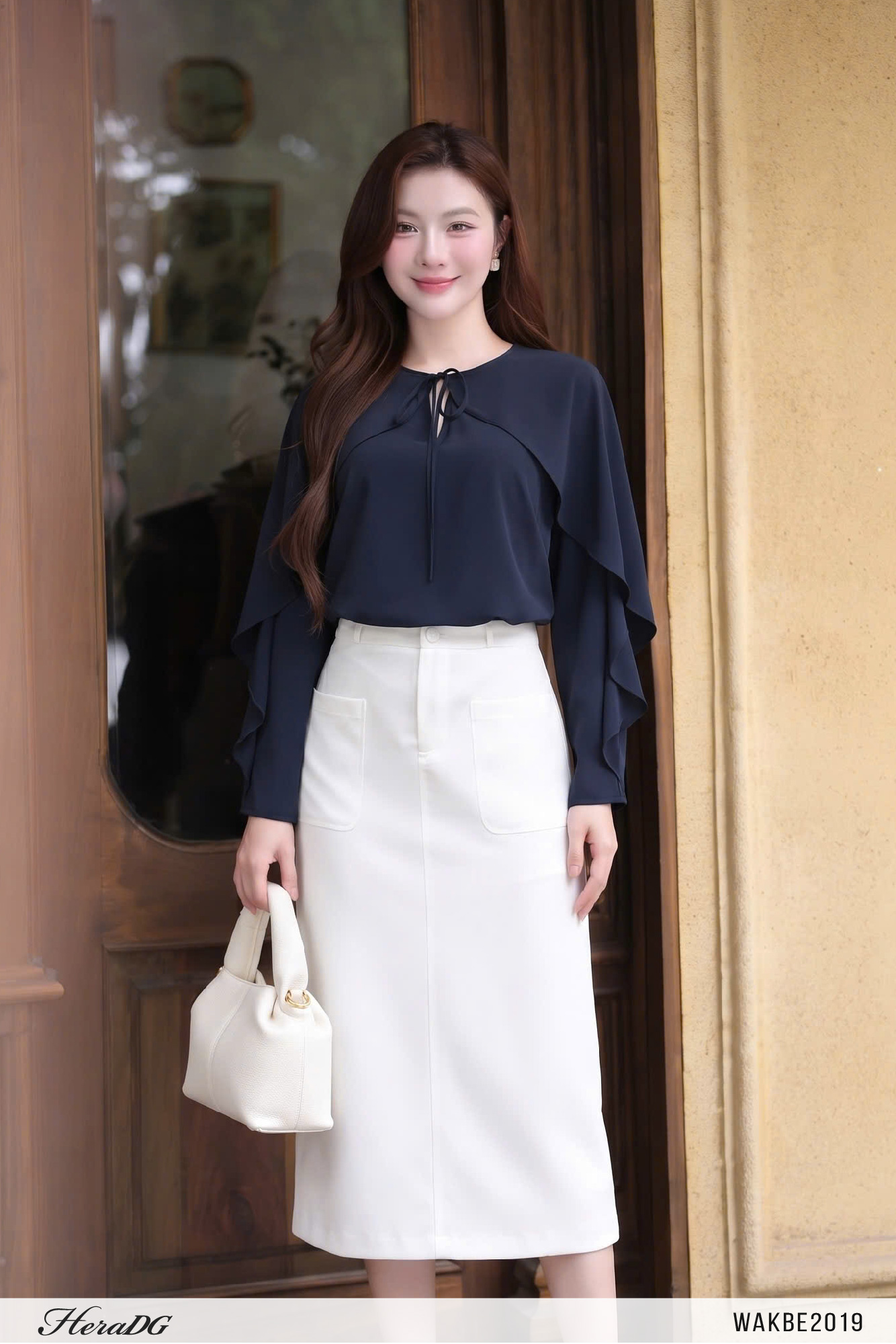 Ảnh của Áo kiểu có choàng liền tay