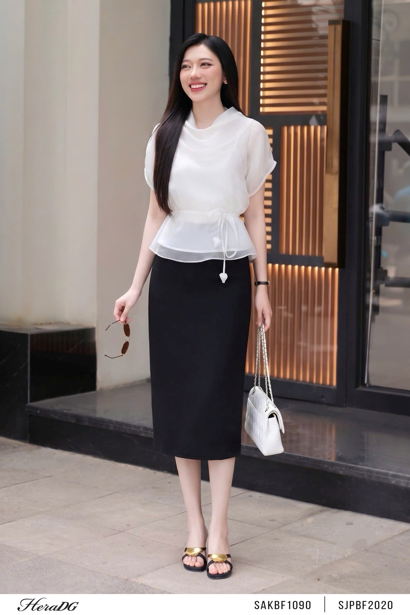 Ảnh của Áo tơ trong cổ đổ