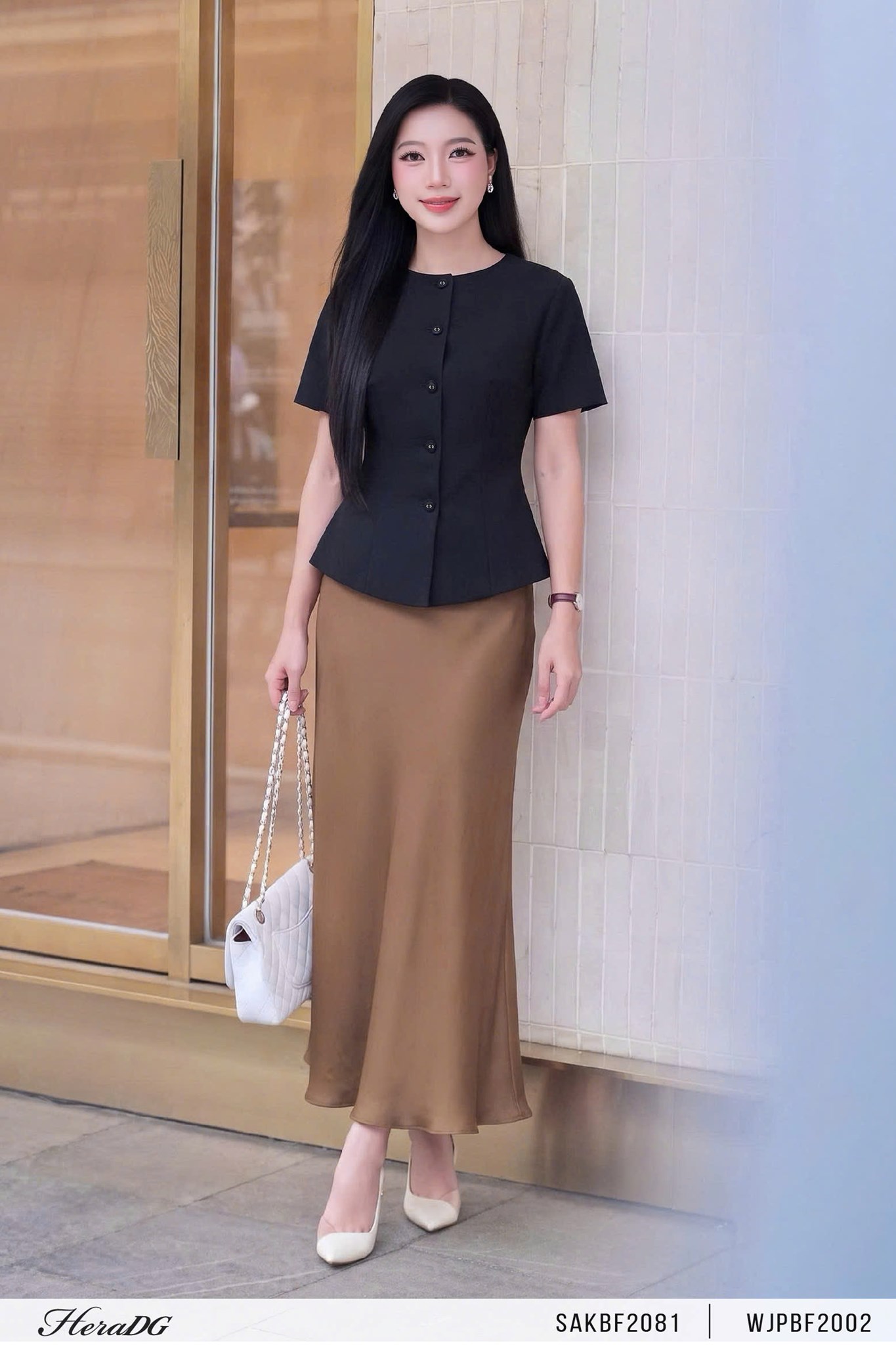 Ảnh của Chân váy lụa dáng đuôi cá