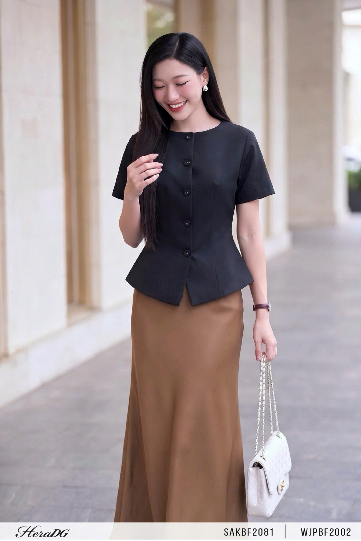 Ảnh của Chân váy lụa dáng đuôi cá
