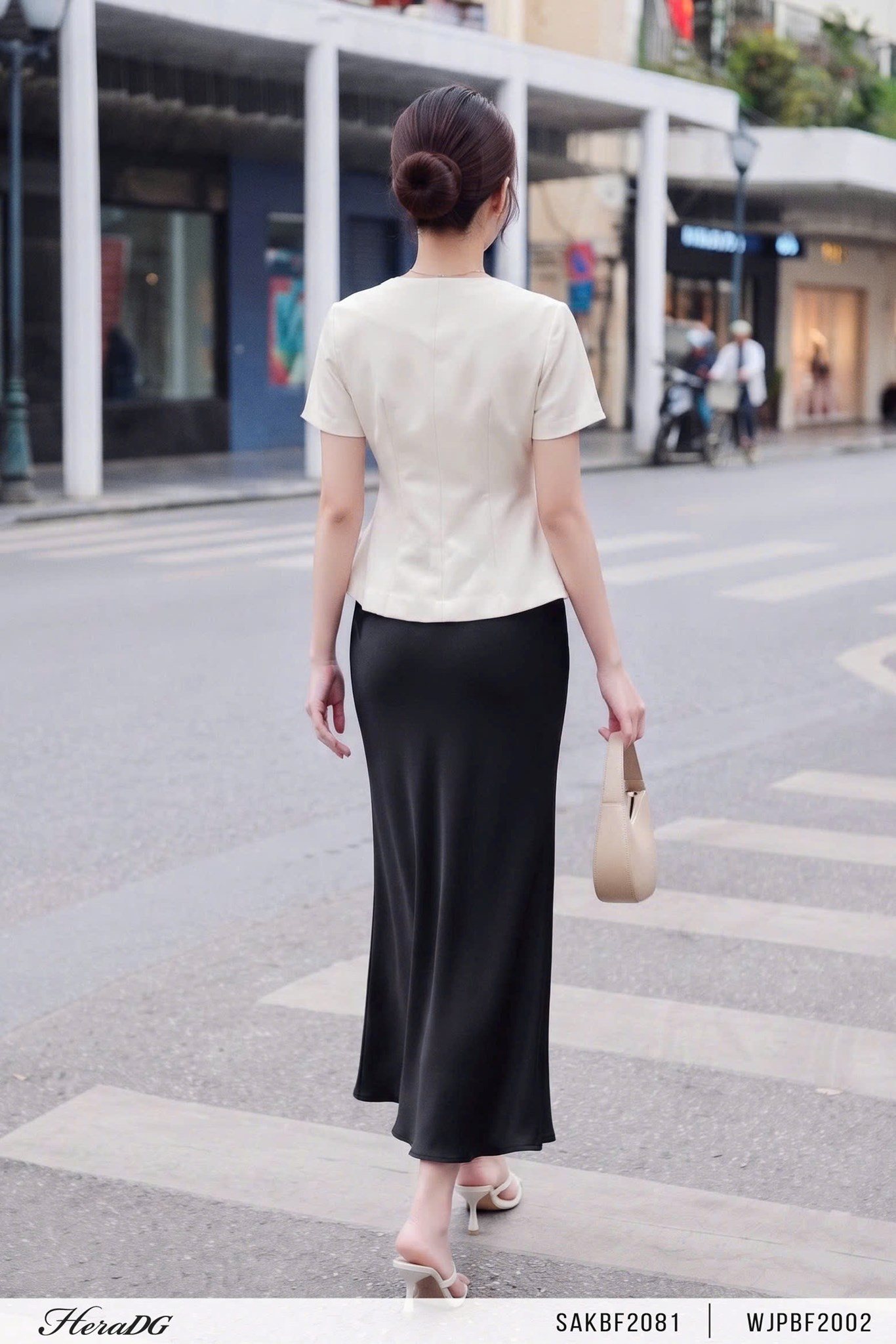 Ảnh của Chân váy lụa dáng đuôi cá