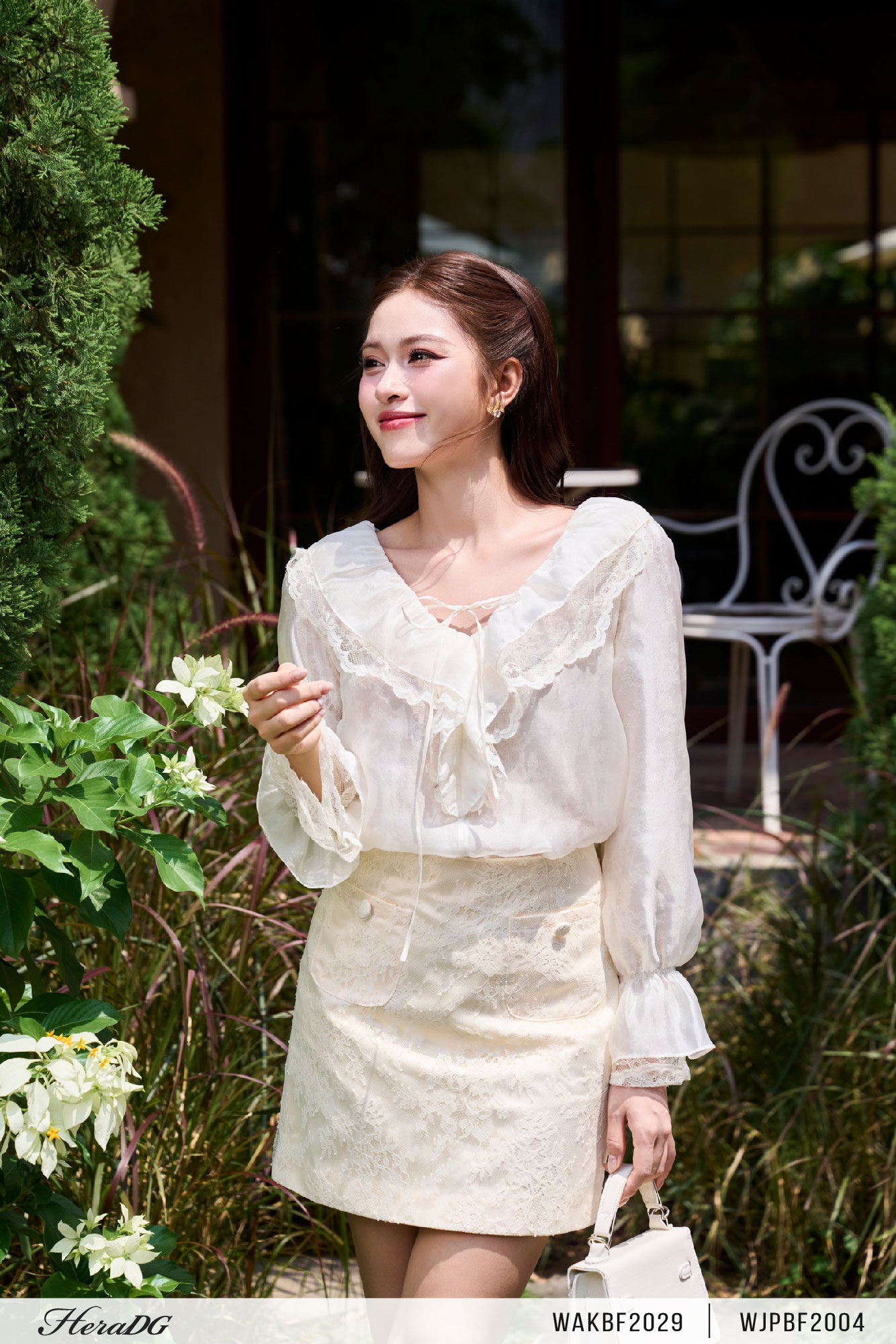Ảnh của Chân váy ren dáng A