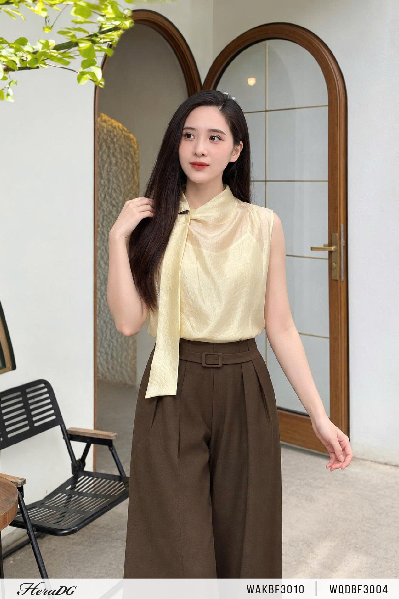 Ảnh của Áo tơ vạt cổ lệch