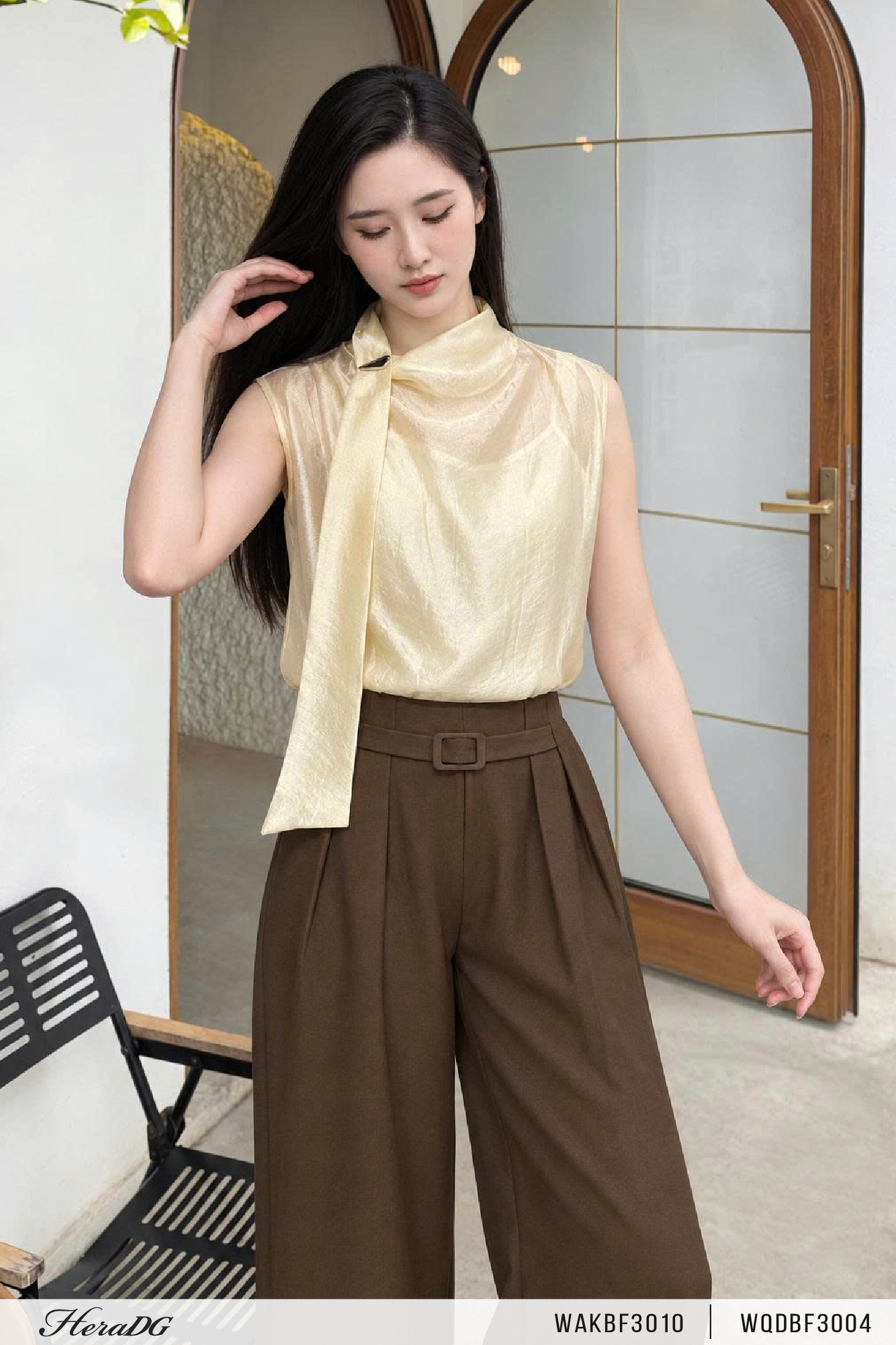 Ảnh của Áo tơ vạt cổ lệch